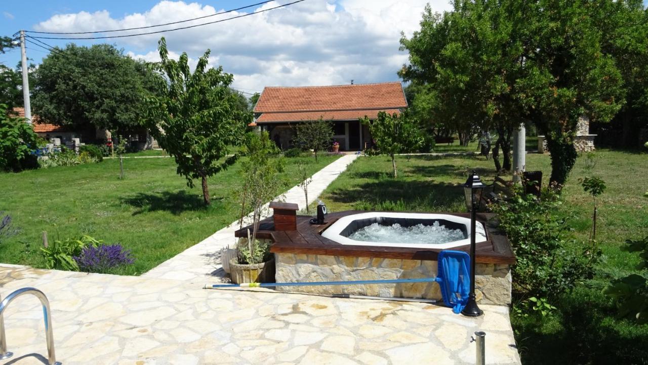 Villa Stone Medal Drniš Eksteriør bilde