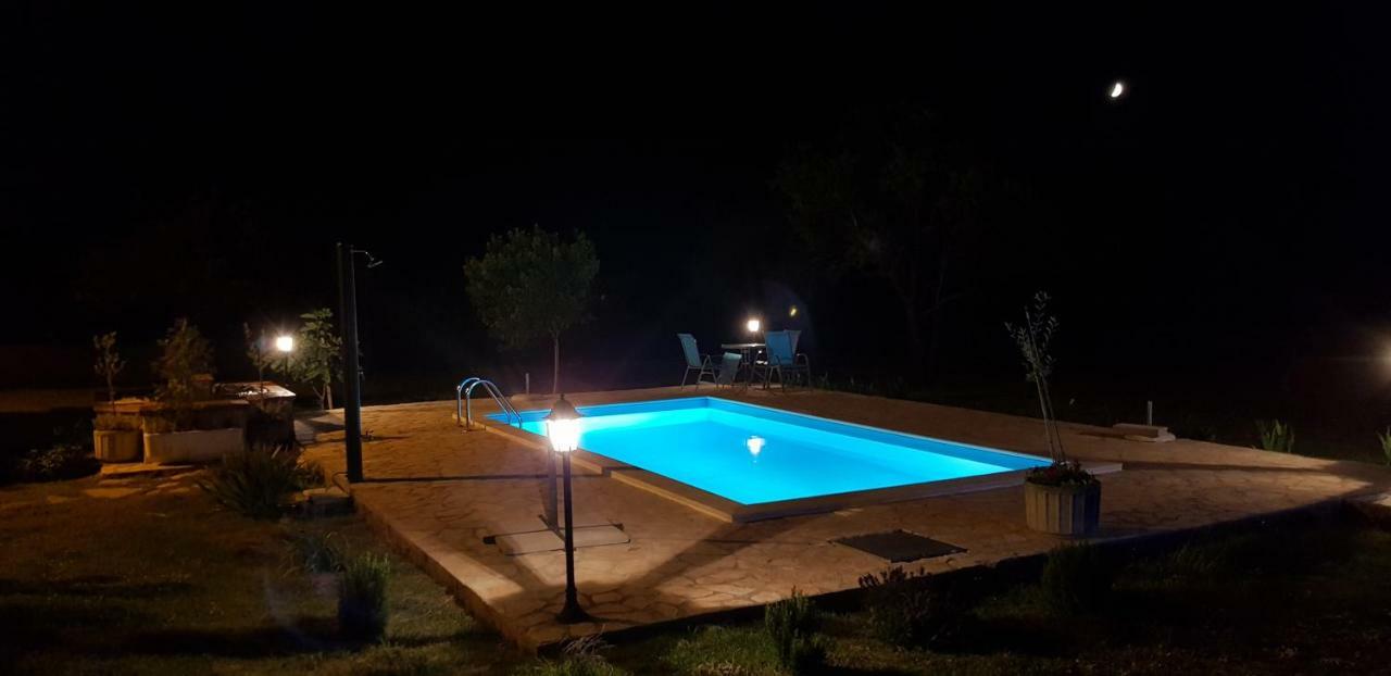 Villa Stone Medal Drniš Eksteriør bilde