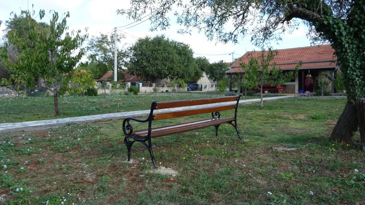Villa Stone Medal Drniš Eksteriør bilde